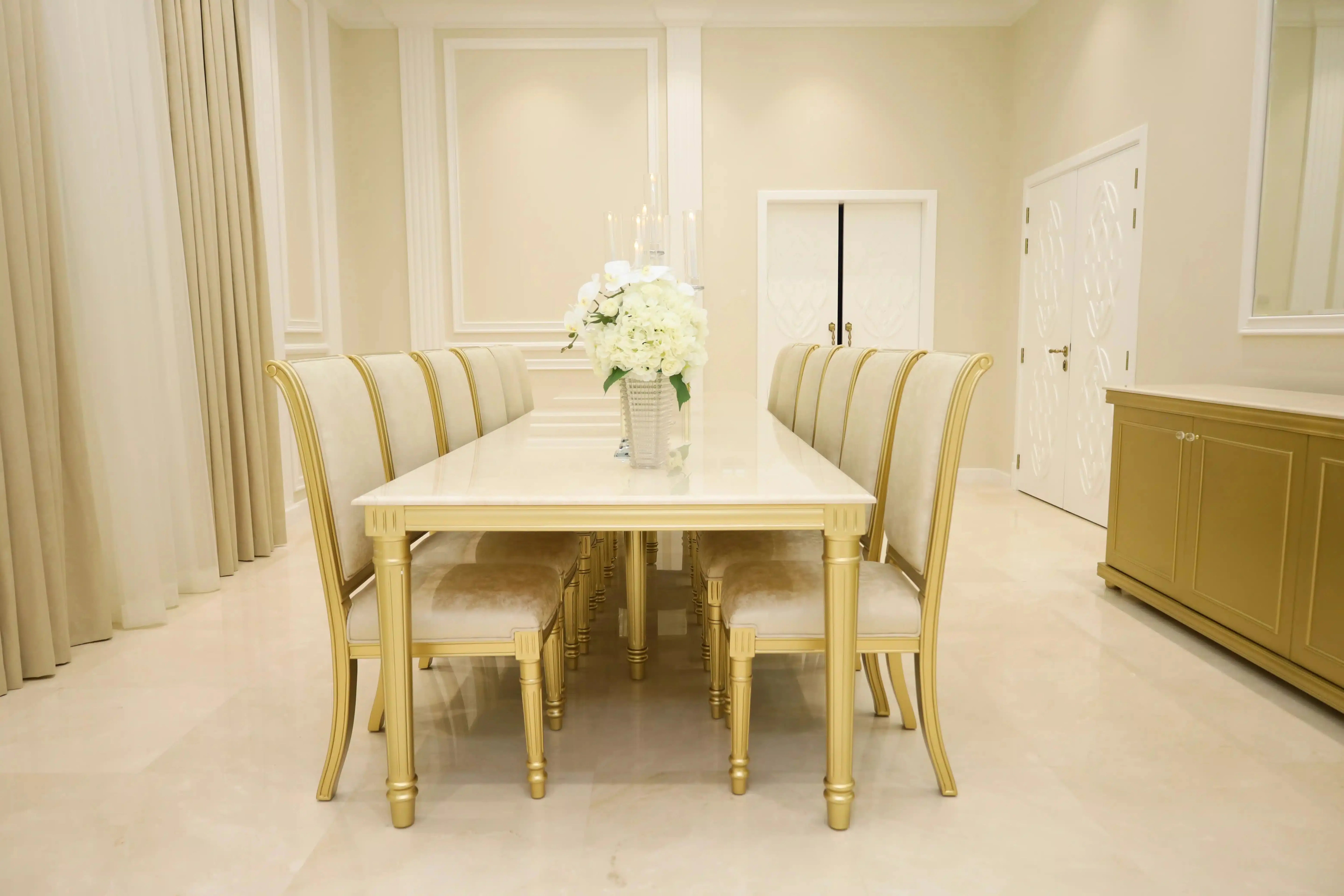 Al-Rahmania-Dining-Table-Project-by-IDT-Furniture IDT