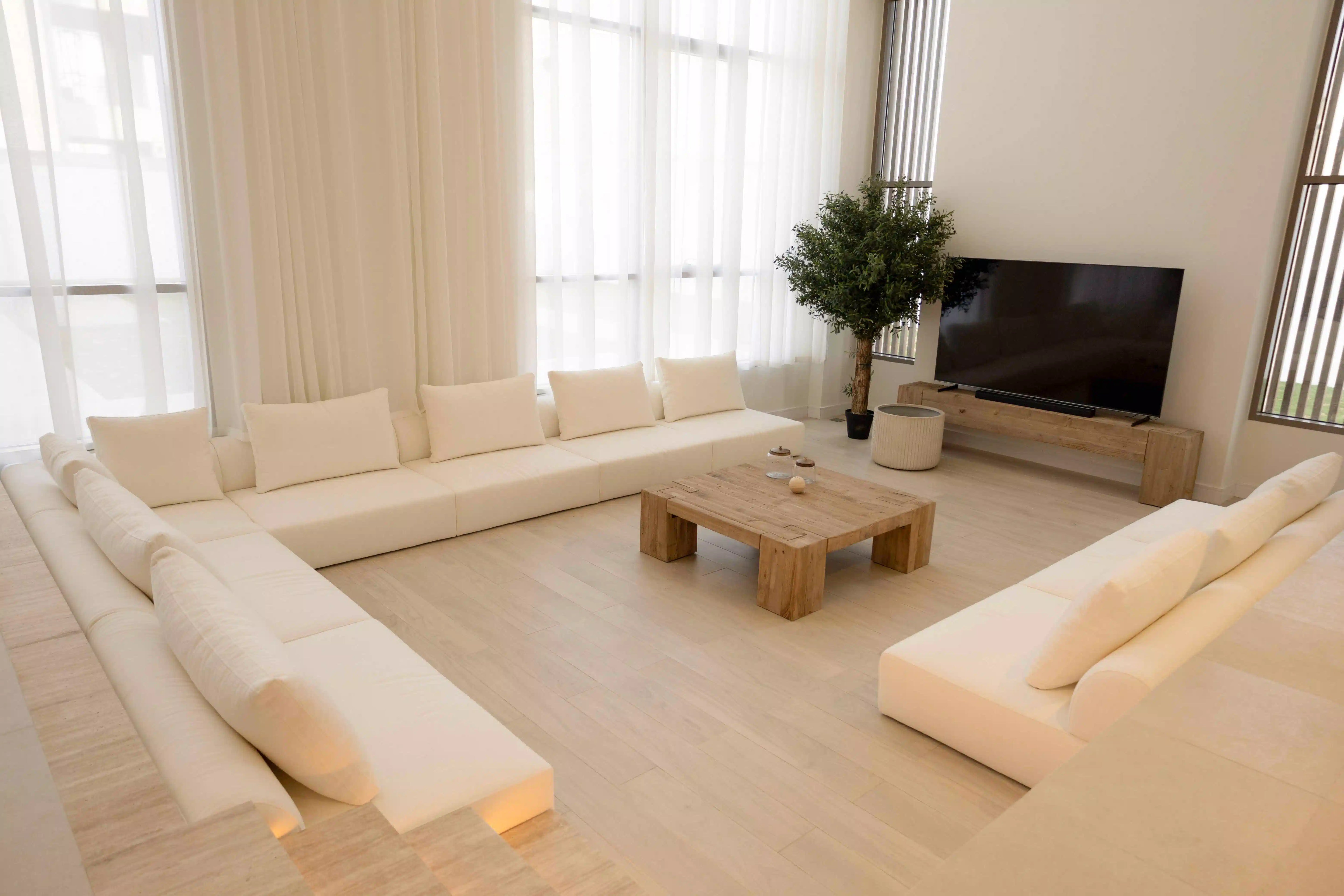 Dubai Living Room Projects by IDT Furniture