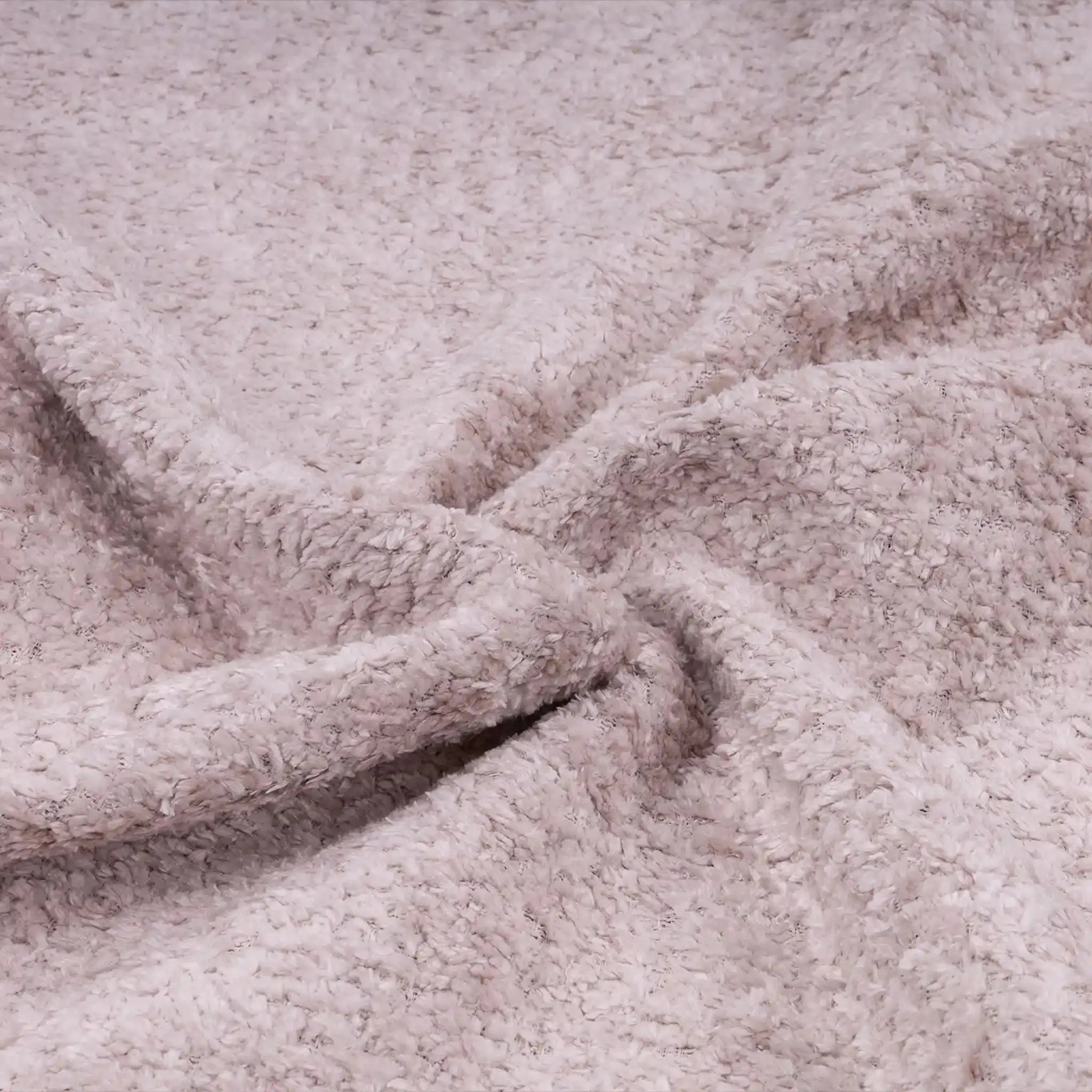 Cozy Chennile R008 Color 15 IDT