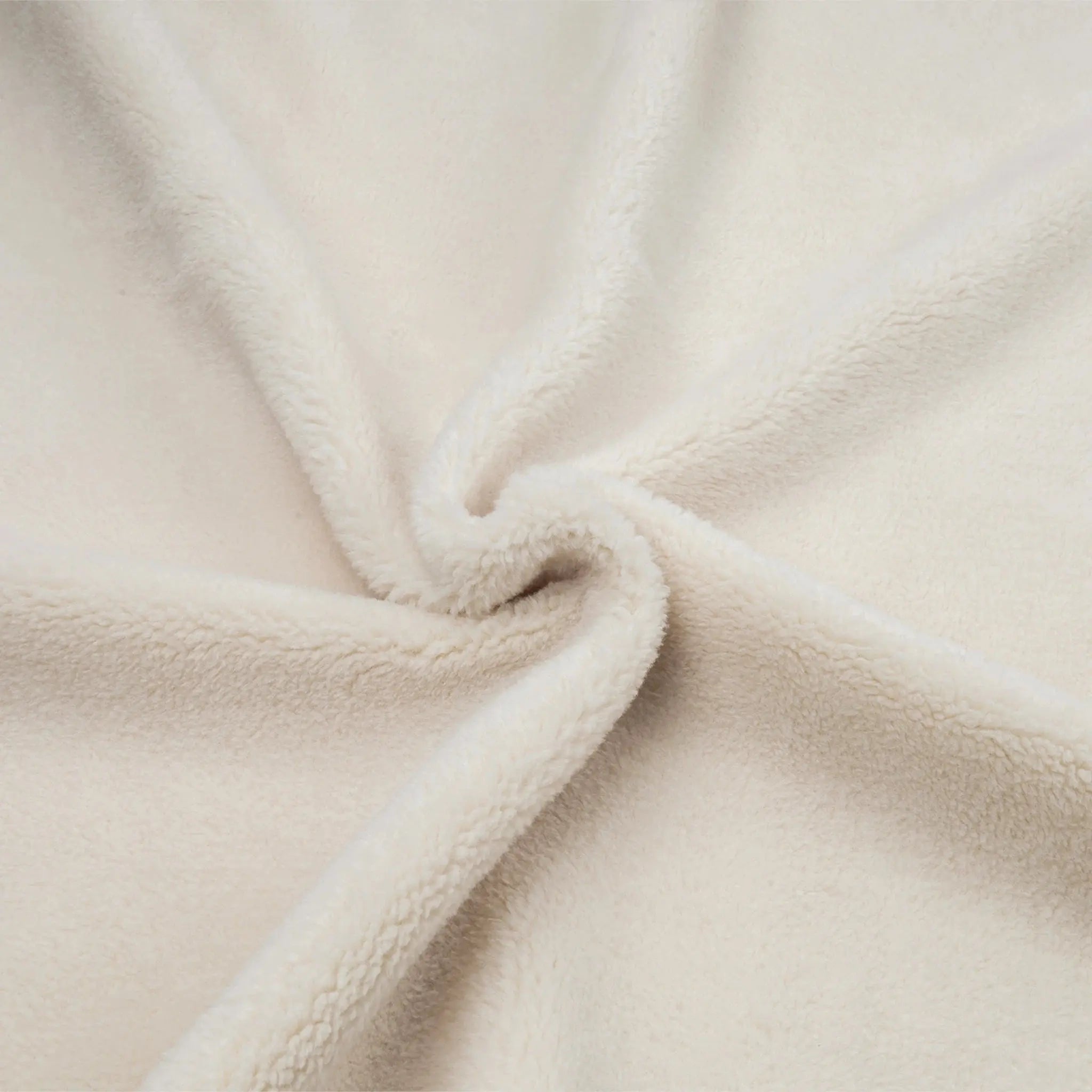 The Fleece Experience Lviv _02 IDT