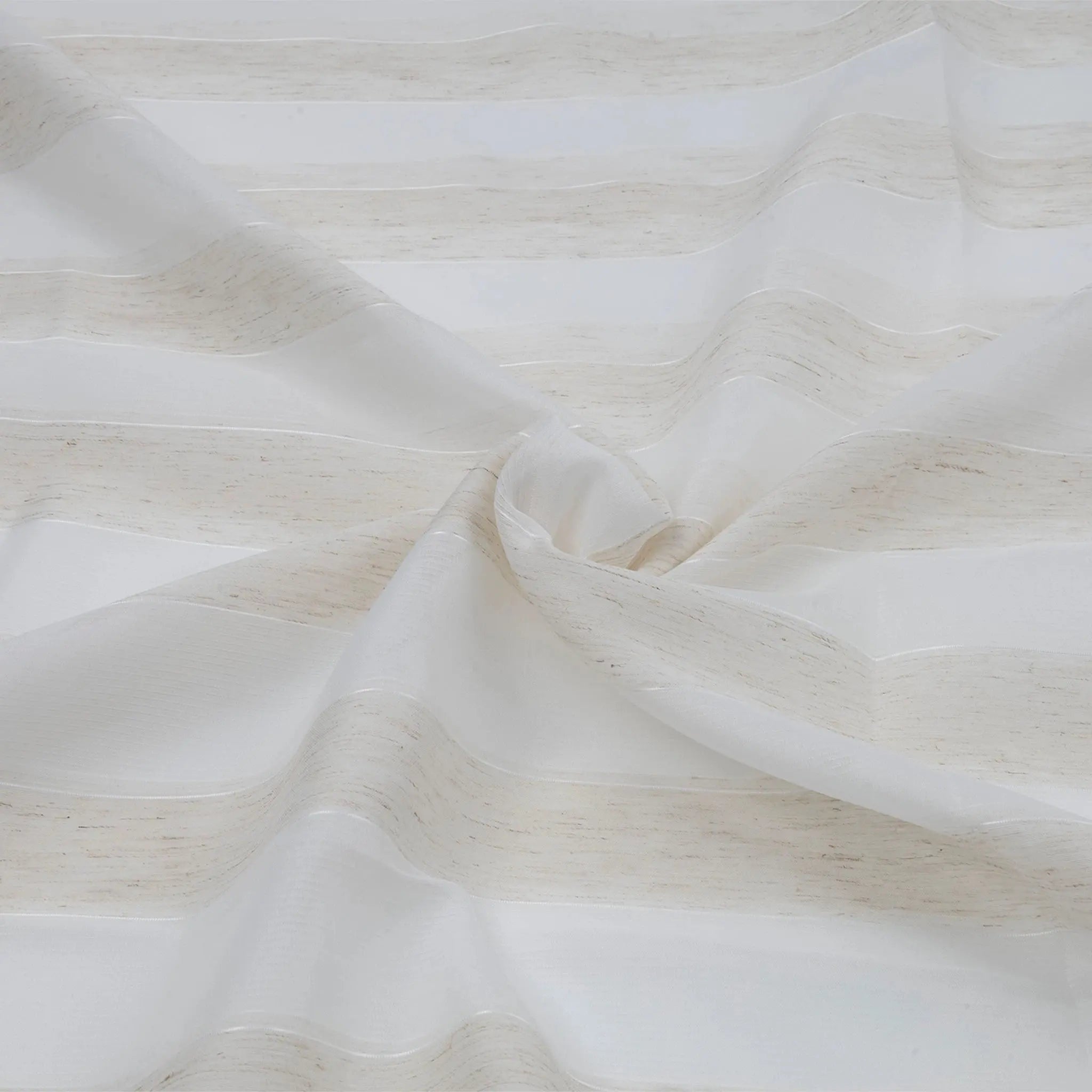 Venice Sheer 5204 - Cream IDT