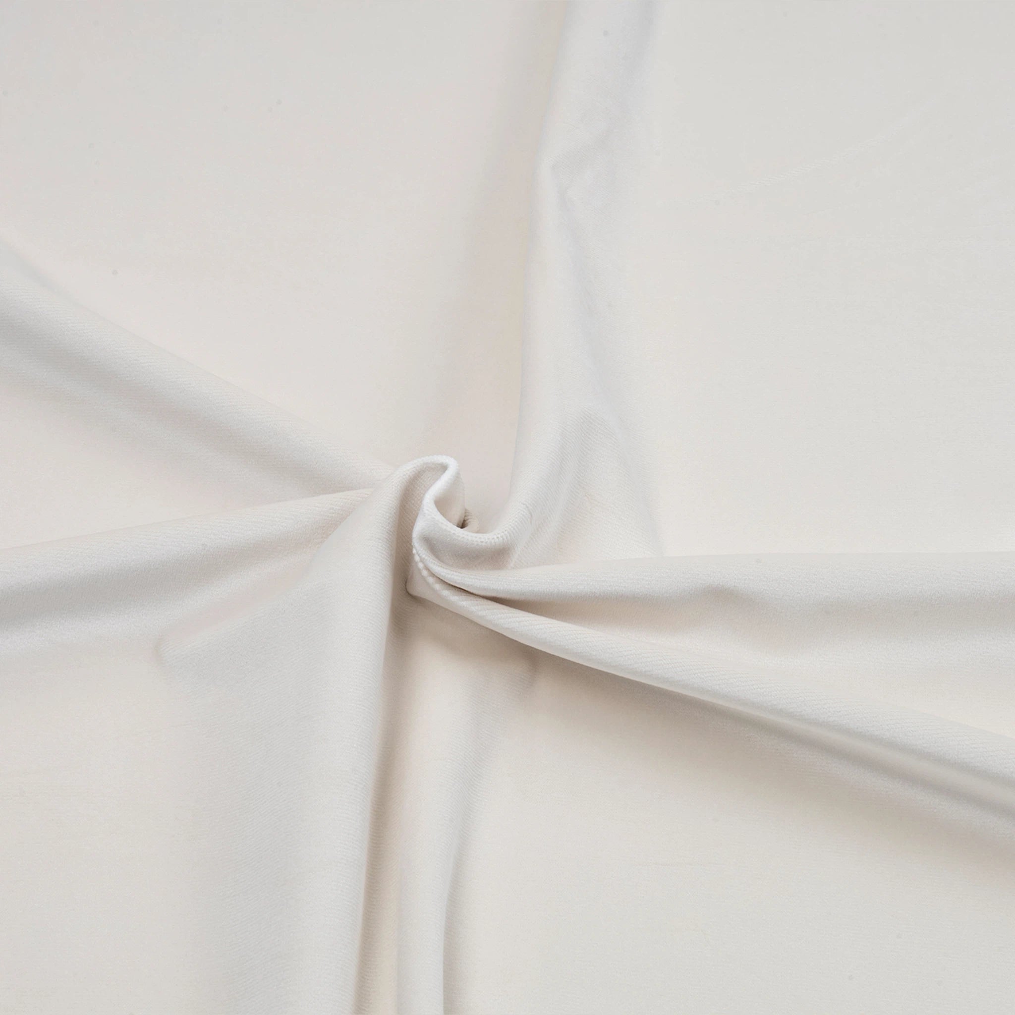 Luxury Velvet Color 03 IDT